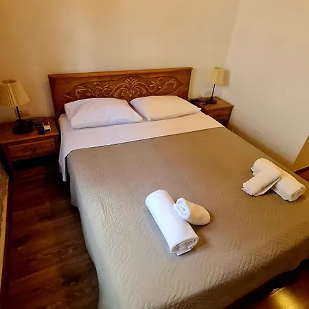 Hotel 4 Gjirokastër